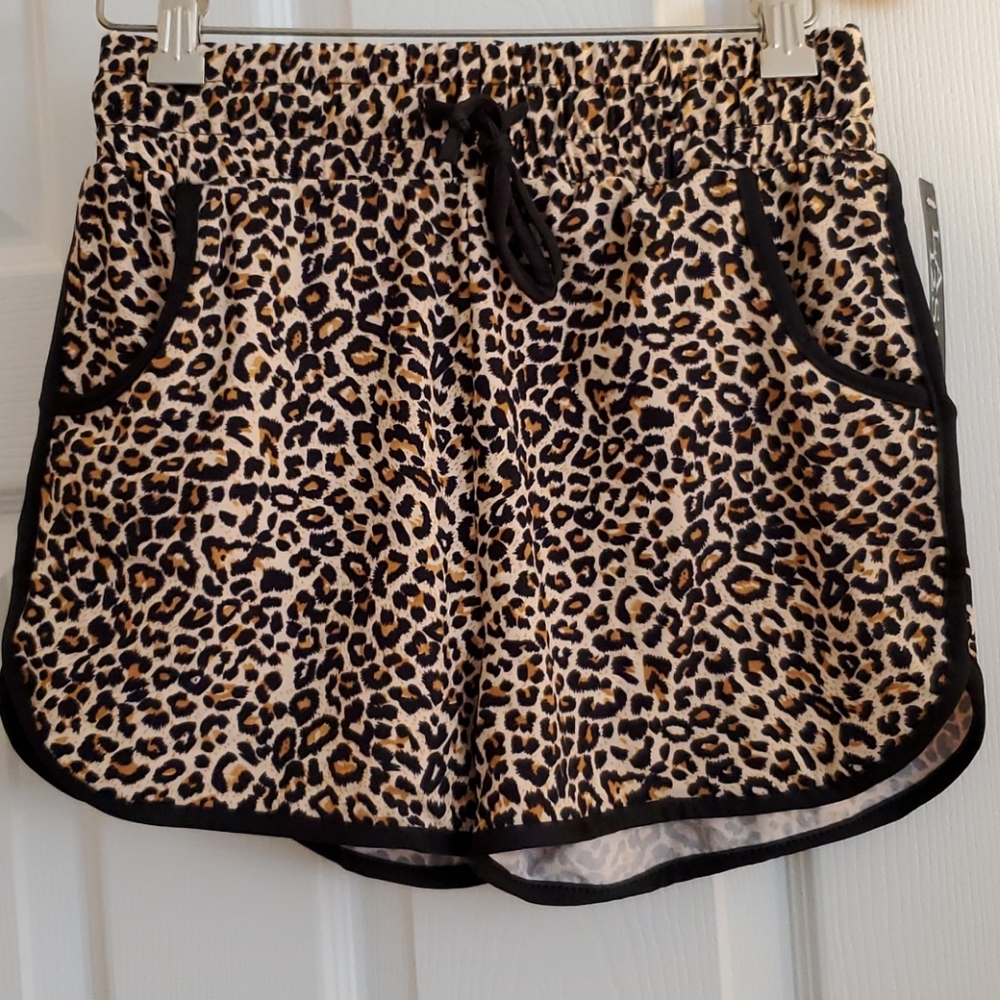 Leopard Dolphin Hem Print Shorts NWT!